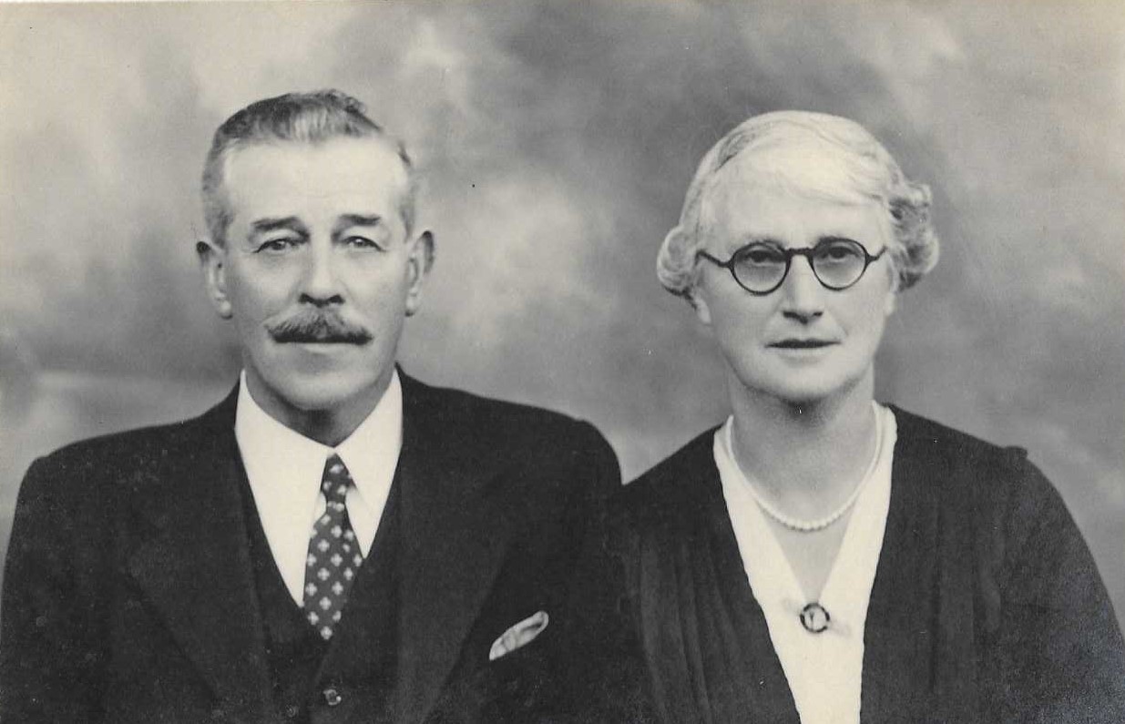 Kathleen Jeanes nee Male with husband.