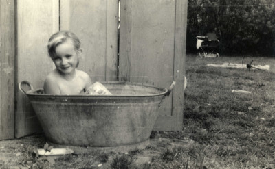 Terri Napier in tin bath