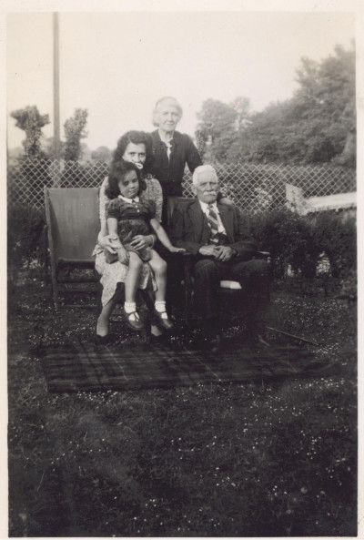 Reed family group.