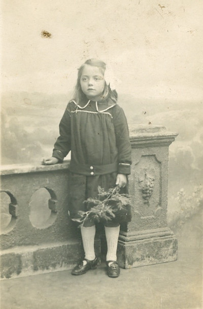 Millicent Reed as child.