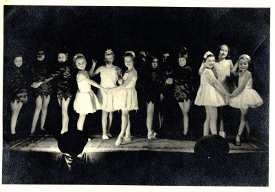 School Play - 2/3