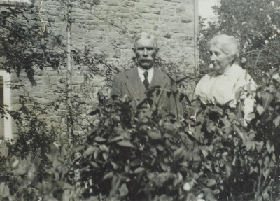 Walter & Mary Jane Reed