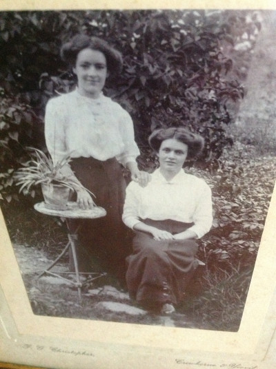 Dora & Elsie Tilley