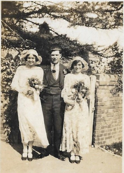 Eva Tilley, Harry Richards, Nellie Tilley, bridesmaids 1931.