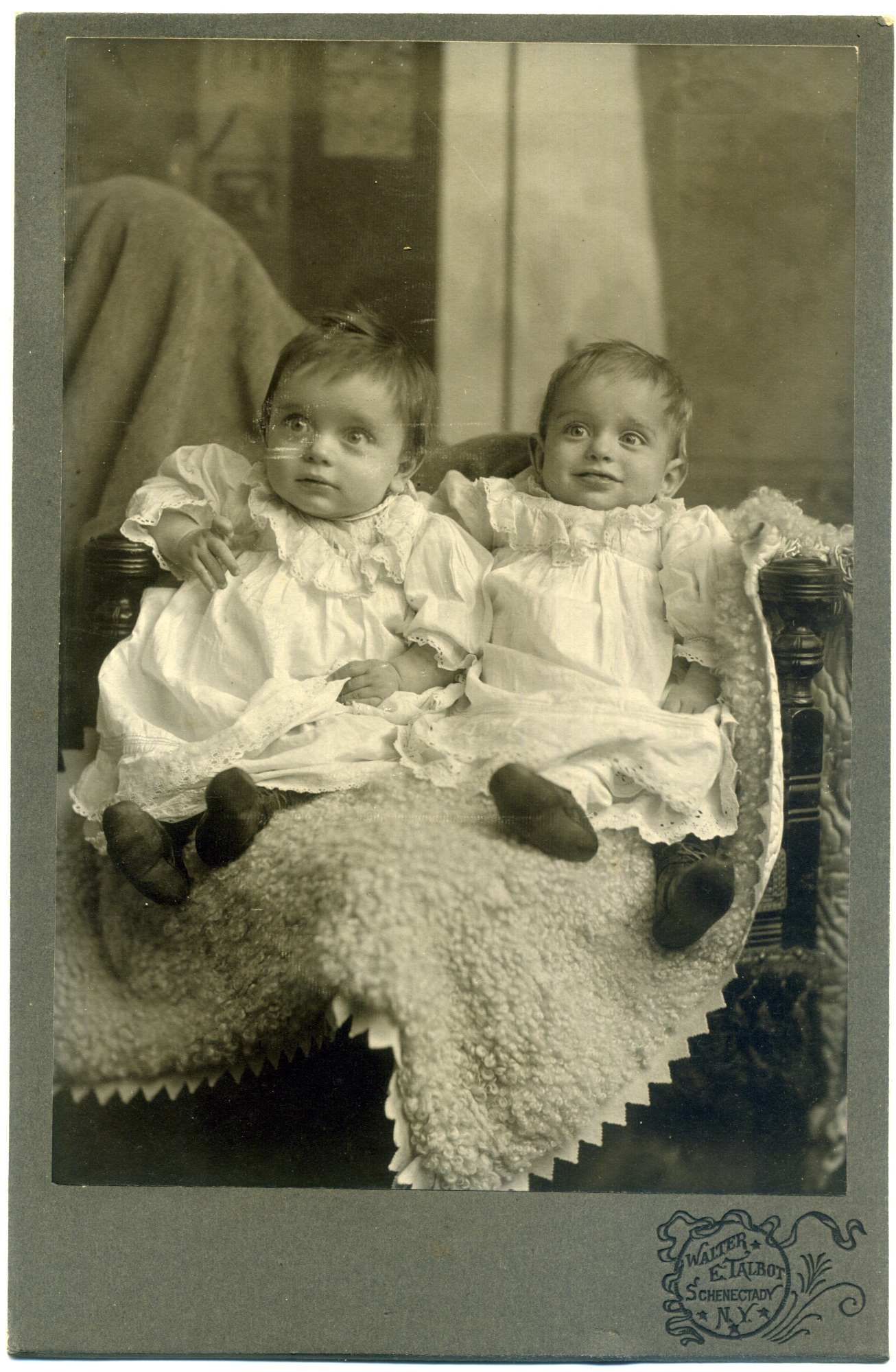 Henry & Thomas Male as babies in the USA.