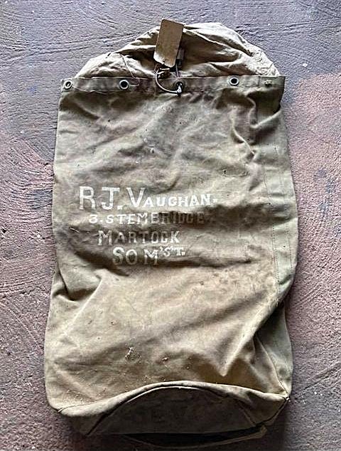 Navy Kit Bag of Reg Vaughan