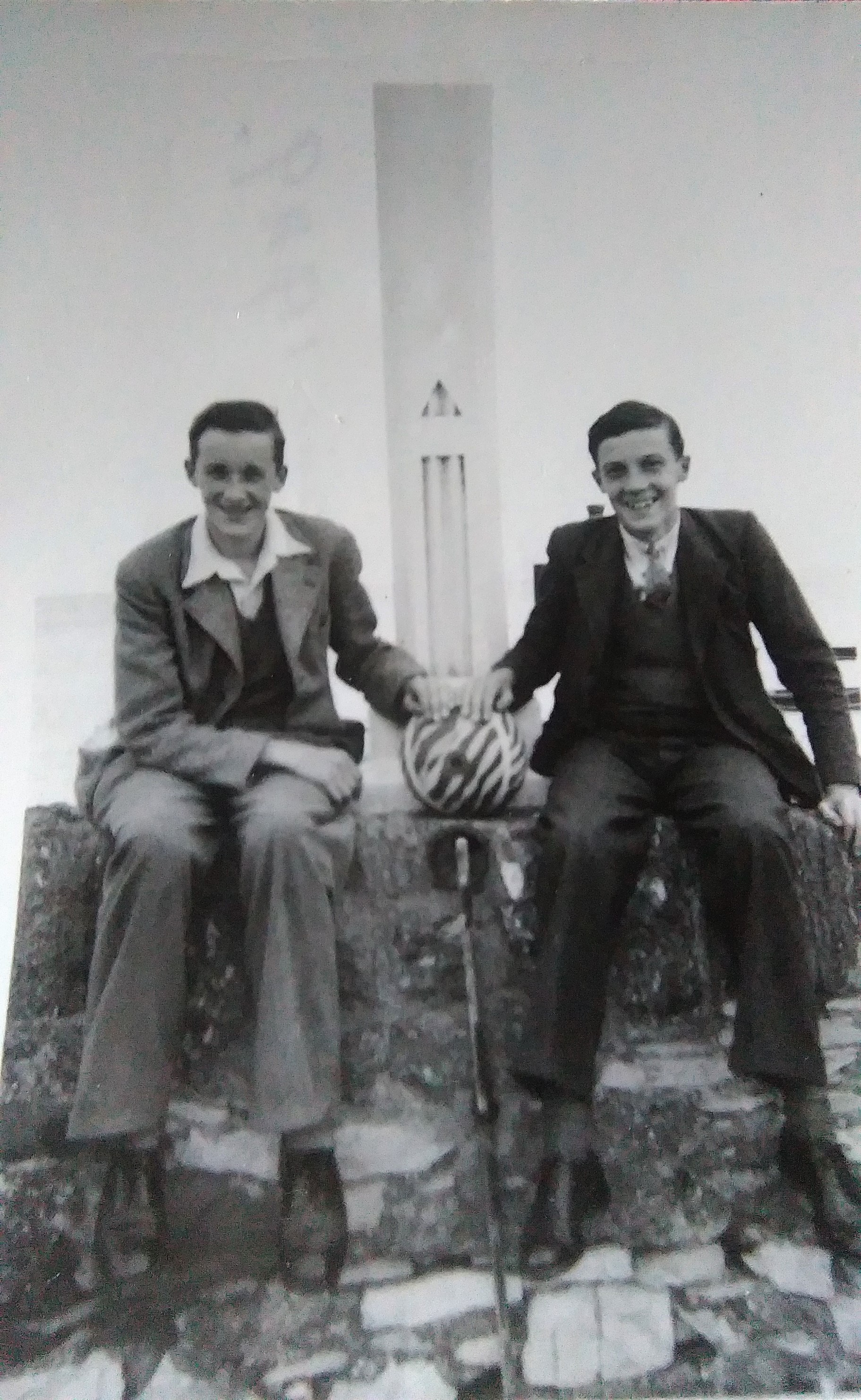 John Elliott and Clifford Mounter