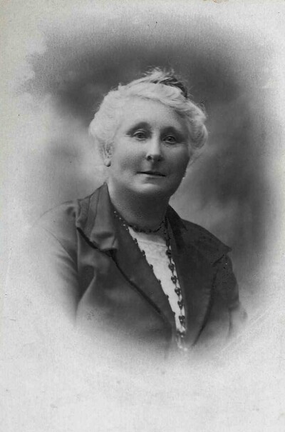 Portrait photo of Mary Elizabeth Savidge.