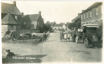Milk Lorry, children and adults by the Lock Up