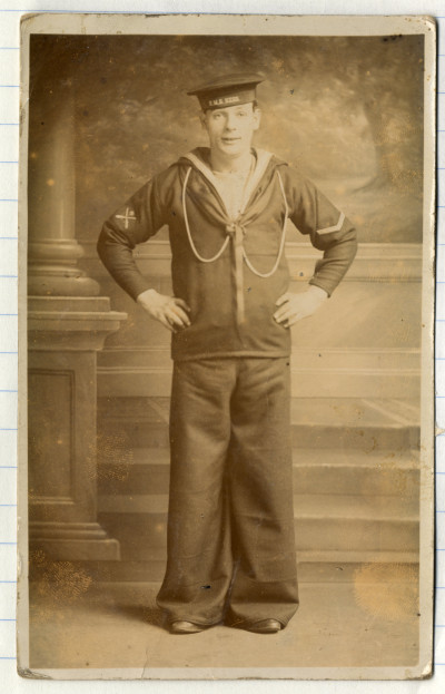 Man  in WW1 naval uniform