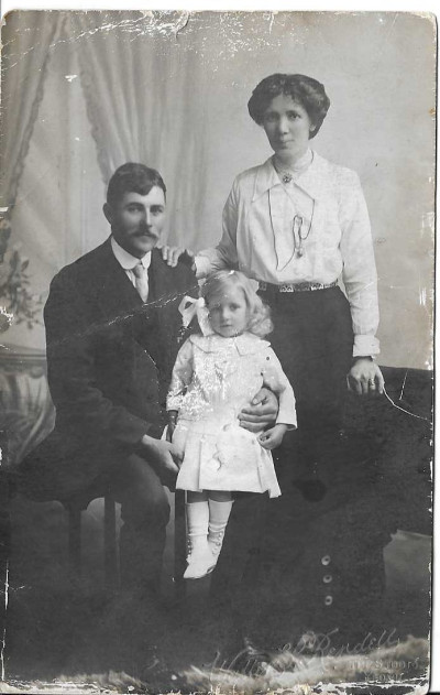 Talbot family group studio photo.